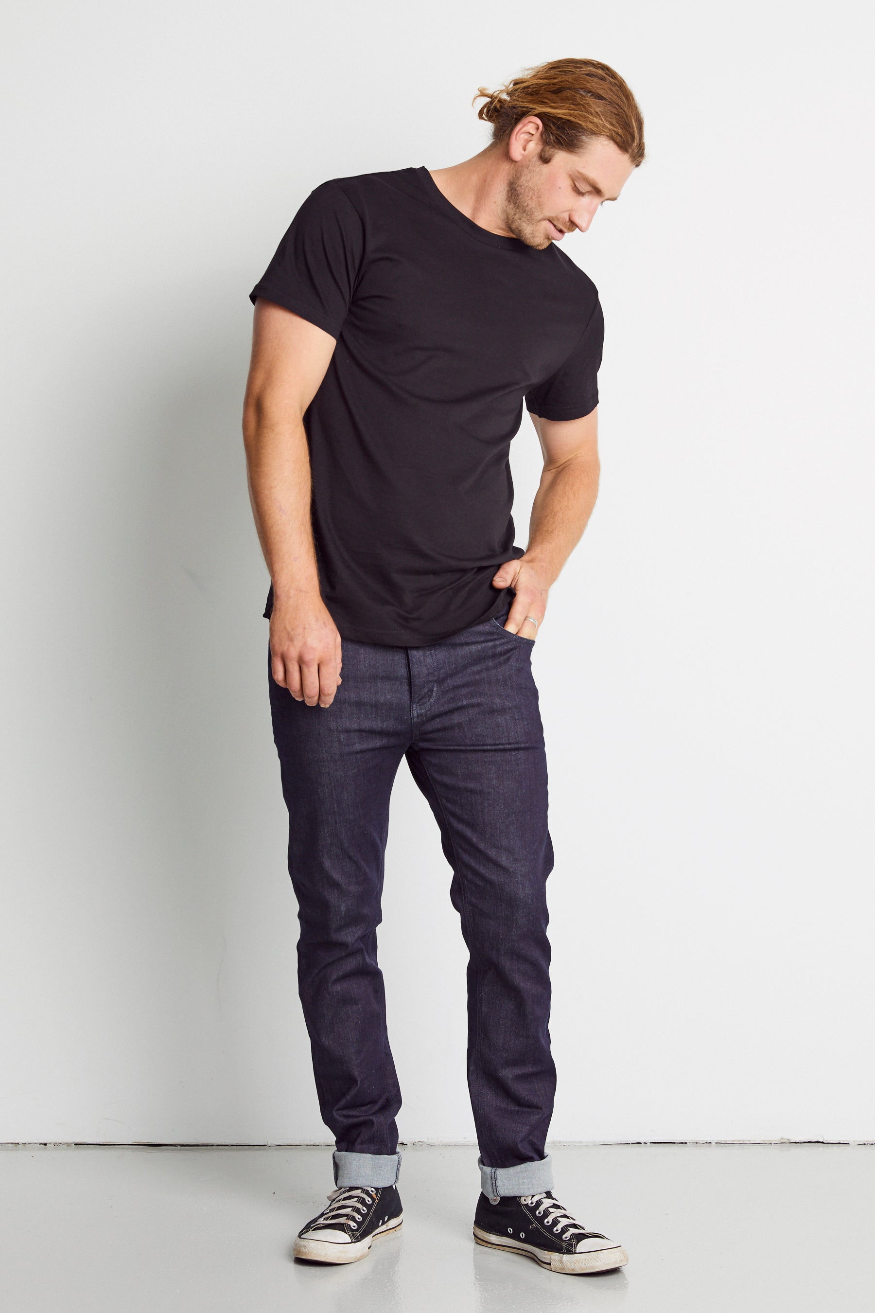 MANHATTAN BLUE DENiM JEAN